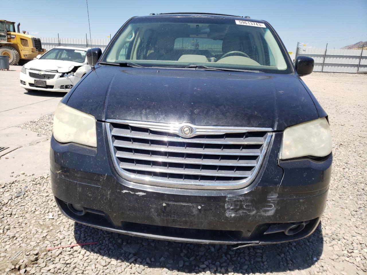 Photo 4 VIN: 2A8HR54P58R613318 - CHRYSLER TOWN & COUNTRY 