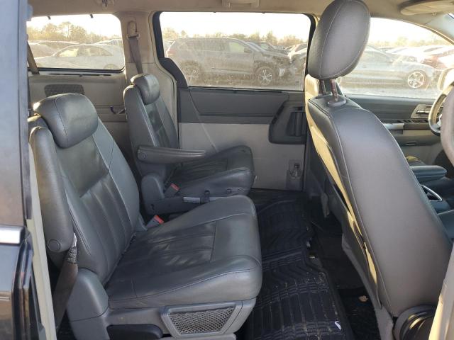 Photo 10 VIN: 2A8HR54P58R828813 - CHRYSLER TOWN & COU 