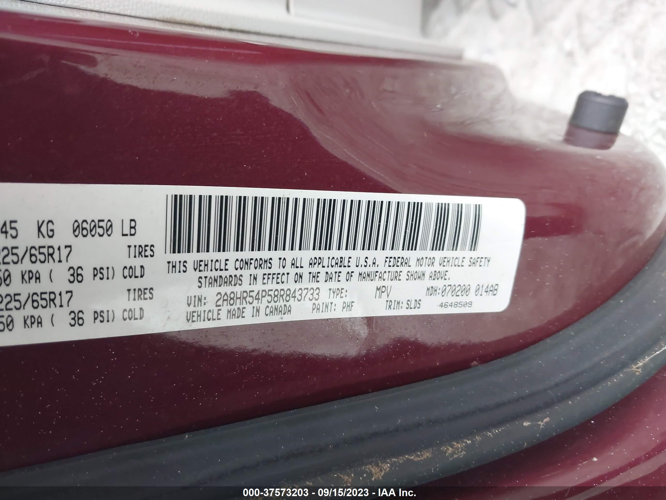 Photo 8 VIN: 2A8HR54P58R843733 - CHRYSLER TOWN & COUNTRY 