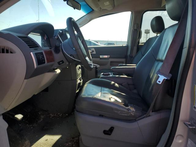 Photo 6 VIN: 2A8HR54P68R116004 - CHRYSLER TOWN & COU 