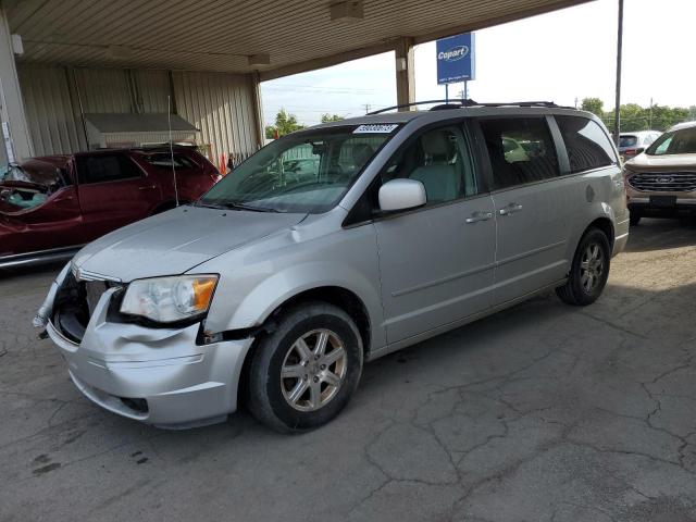 Photo 0 VIN: 2A8HR54P68R136639 - CHRYSLER TOWN & COU 