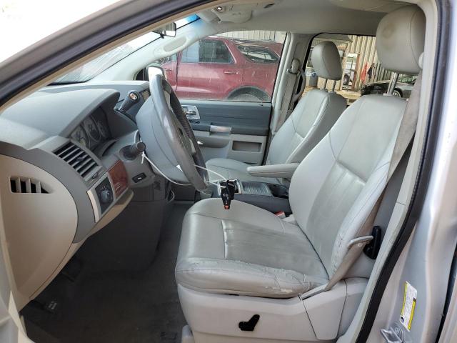 Photo 6 VIN: 2A8HR54P68R136639 - CHRYSLER TOWN & COU 