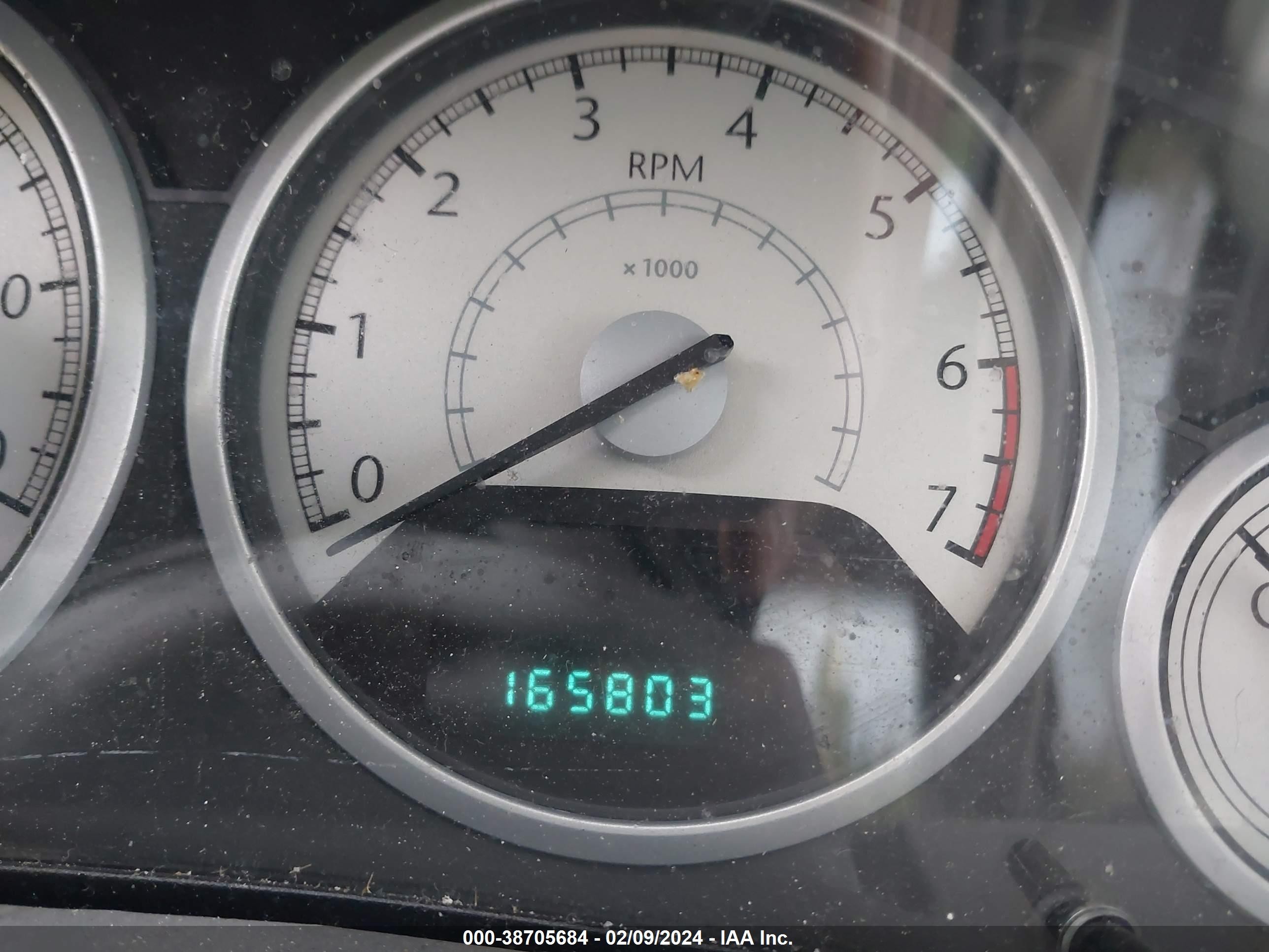 Photo 6 VIN: 2A8HR54P68R763471 - CHRYSLER TOWN & COU 