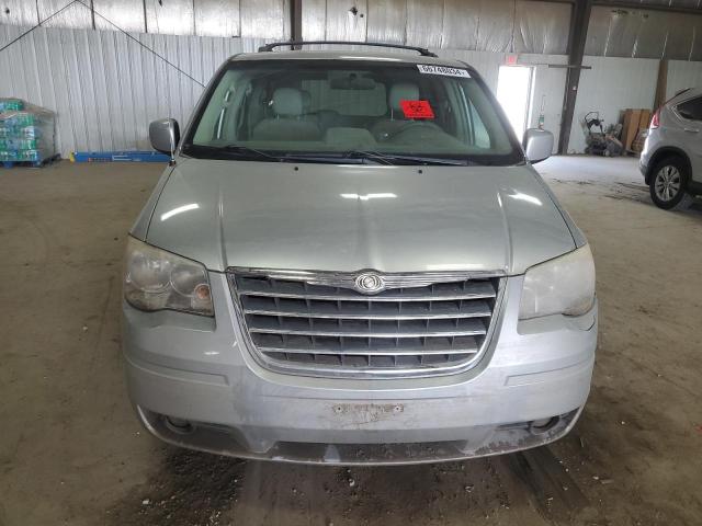 Photo 4 VIN: 2A8HR54P68R832241 - CHRYSLER TOWN & COU 