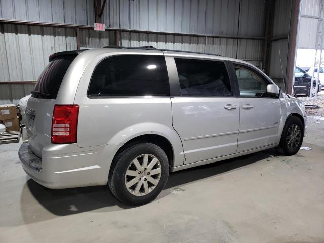 Photo 2 VIN: 2A8HR54P68R840579 - CHRYSLER TOWN & COU 