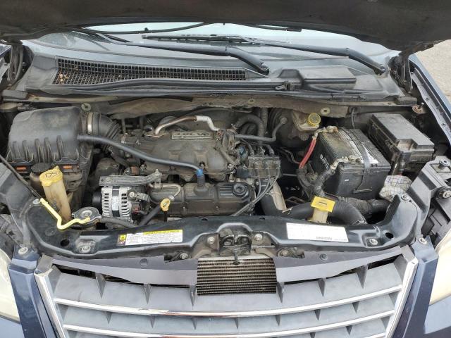 Photo 11 VIN: 2A8HR54P78R838095 - CHRYSLER TOWN & COU 