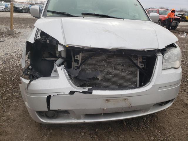 Photo 8 VIN: 2A8HR54P88R611658 - CHRYSLER TOWN AND C 