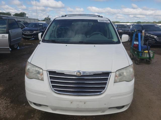 Photo 4 VIN: 2A8HR54P88R673111 - CHRYSLER TOWN & COU 