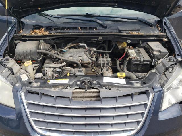 Photo 11 VIN: 2A8HR54P88R735994 - CHRYSLER TOWN & COU 