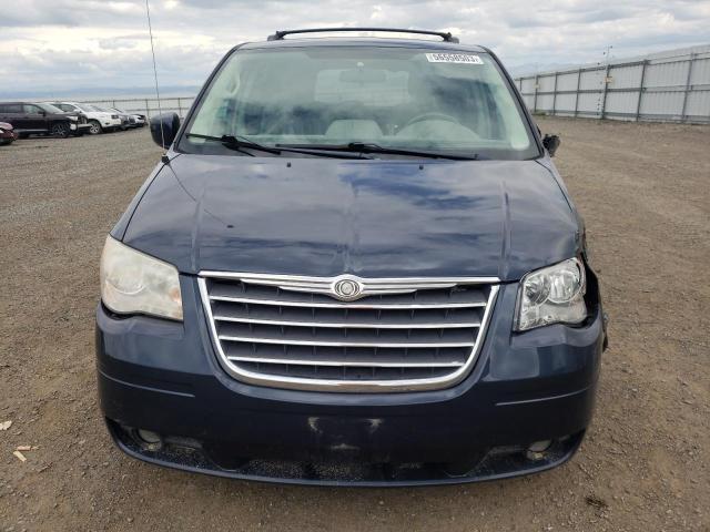 Photo 4 VIN: 2A8HR54P88R735994 - CHRYSLER TOWN & COU 