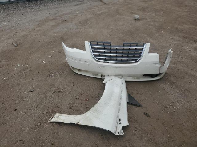 Photo 12 VIN: 2A8HR54P88R781714 - CHRYSLER TOWN & COU 