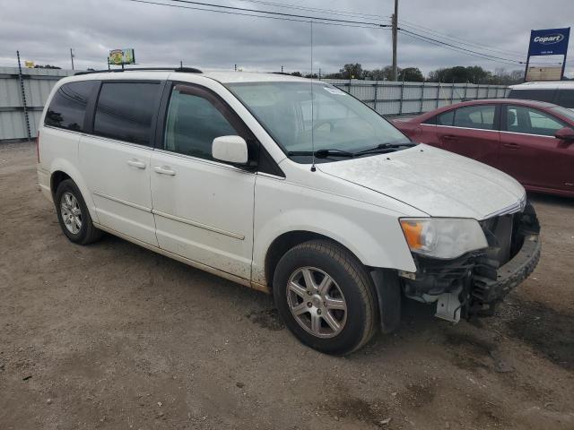 Photo 3 VIN: 2A8HR54P88R781714 - CHRYSLER TOWN & COU 