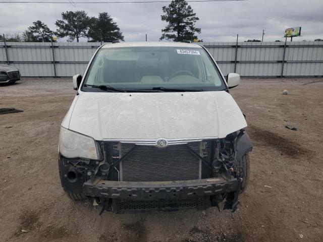 Photo 4 VIN: 2A8HR54P88R781714 - CHRYSLER TOWN & COU 