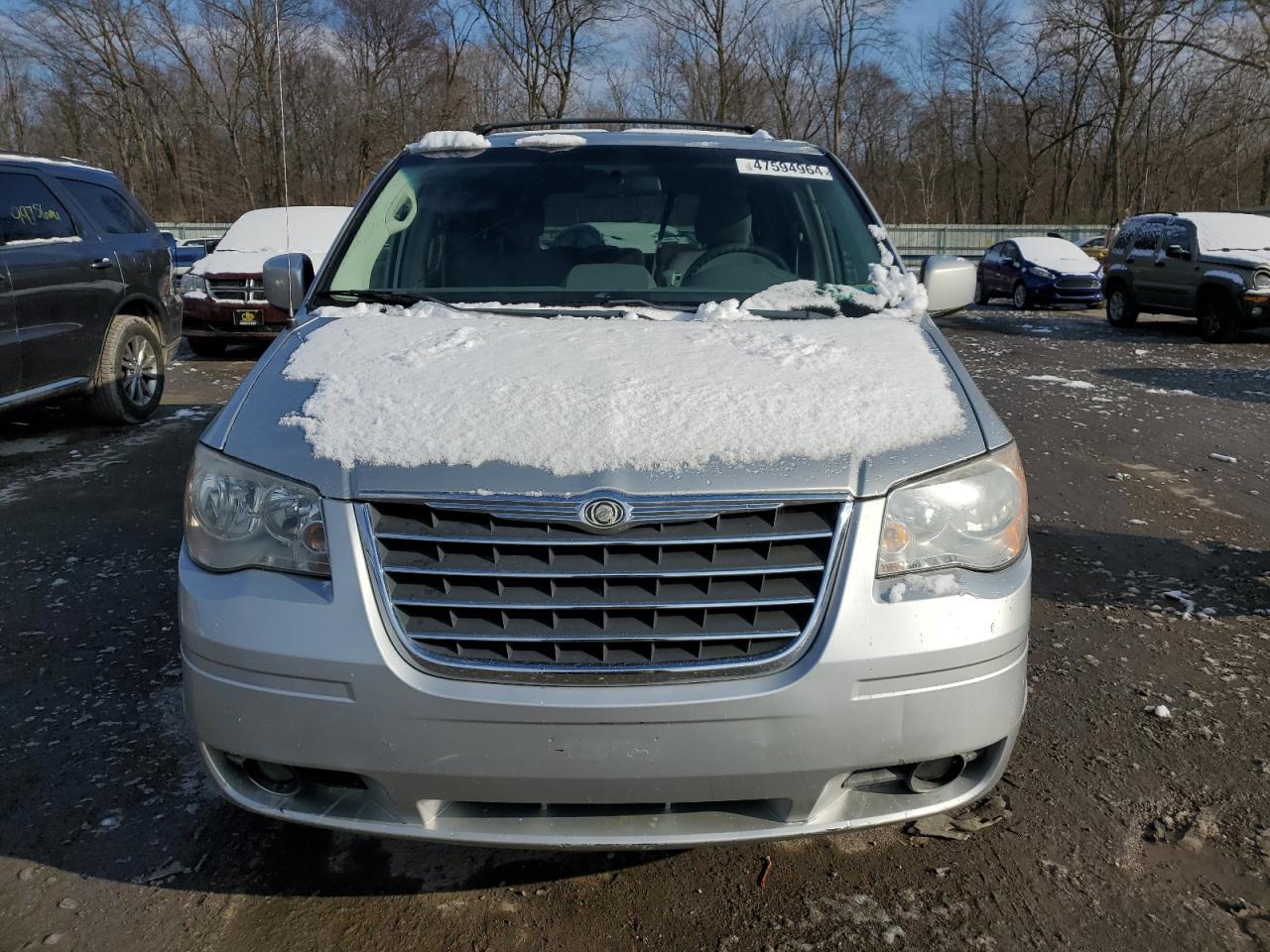 Photo 4 VIN: 2A8HR54P88R782748 - CHRYSLER TOWN & COUNTRY 