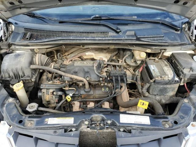 Photo 11 VIN: 2A8HR54P98R112206 - CHRYSLER TOWN & COU 