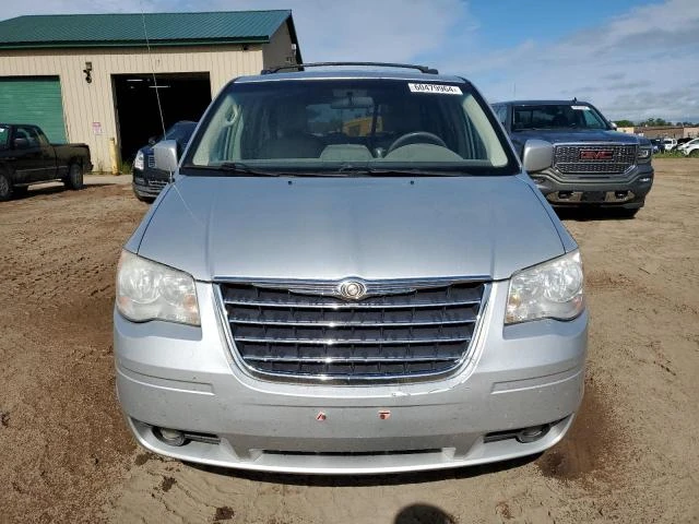 Photo 4 VIN: 2A8HR54P98R112206 - CHRYSLER TOWN & COU 