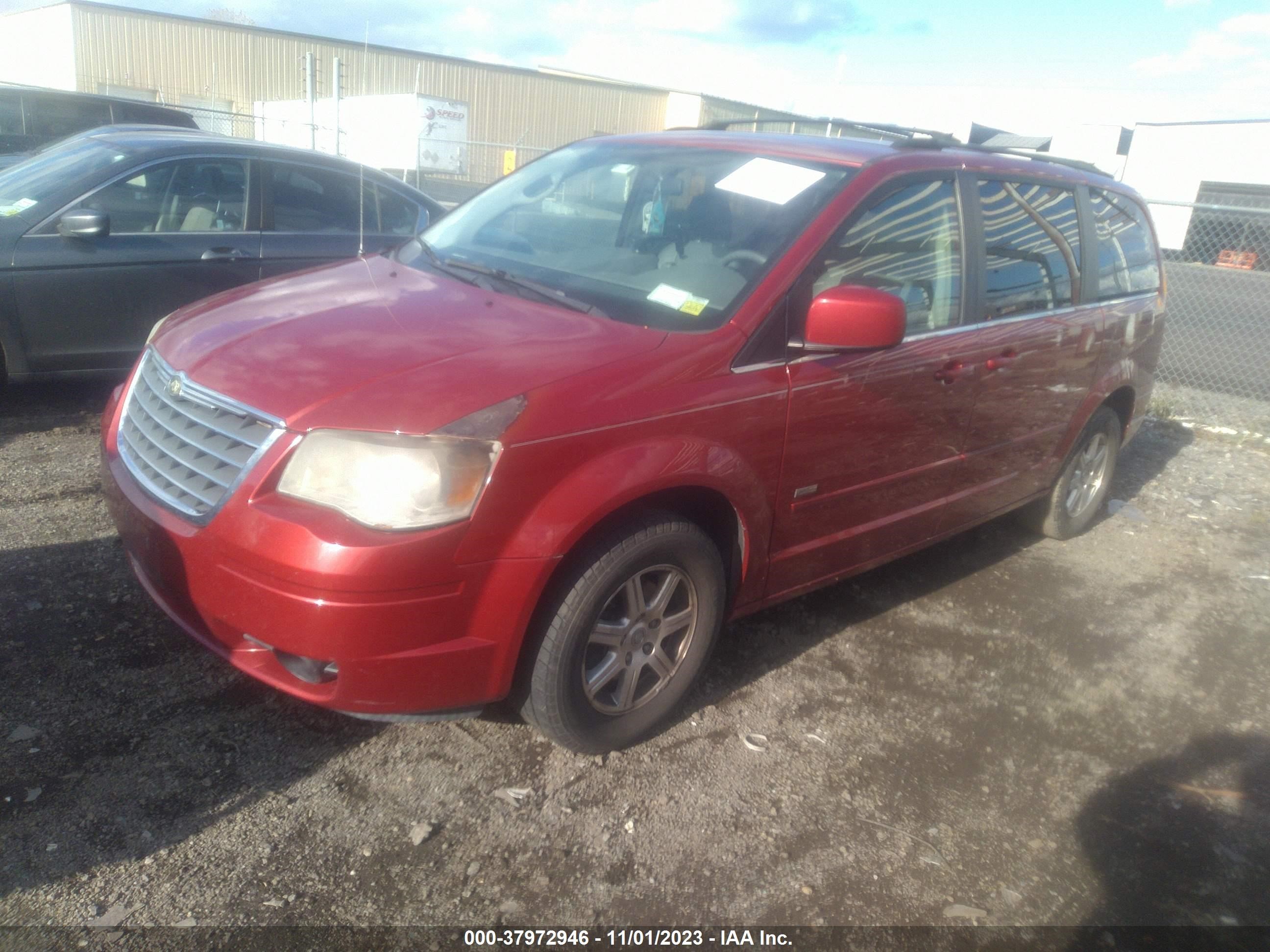 Photo 1 VIN: 2A8HR54P98R835795 - CHRYSLER TOWN & COUNTRY 