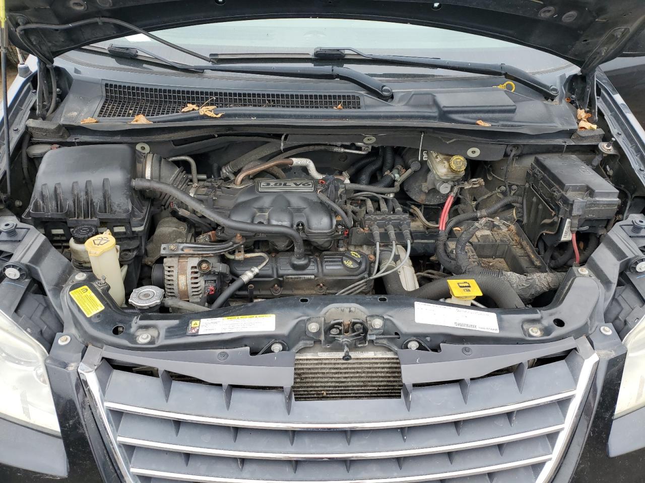 Photo 10 VIN: 2A8HR54P98R837014 - CHRYSLER TOWN & COUNTRY 