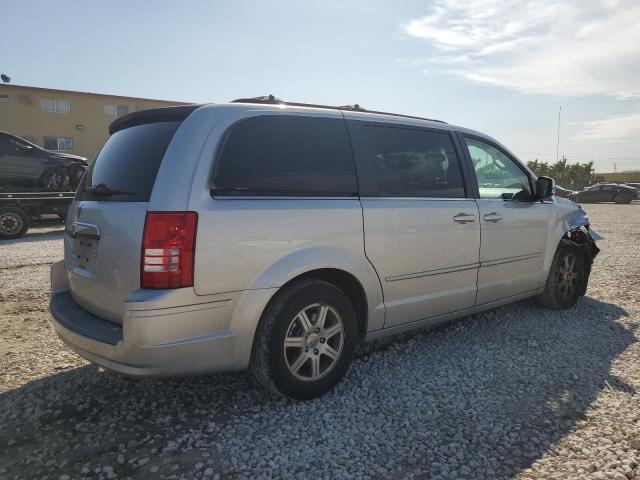 Photo 2 VIN: 2A8HR54PX8R628817 - CHRYSLER MINIVAN 