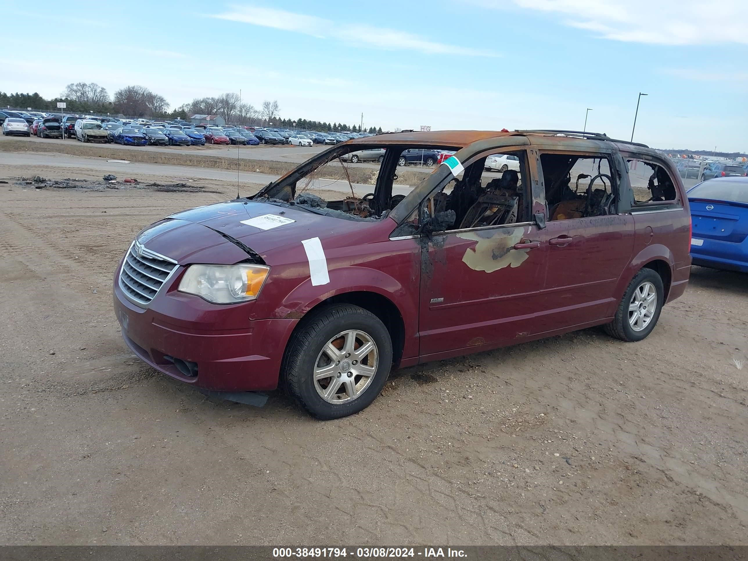 Photo 1 VIN: 2A8HR54PX8R754479 - CHRYSLER TOWN & COUNTRY 