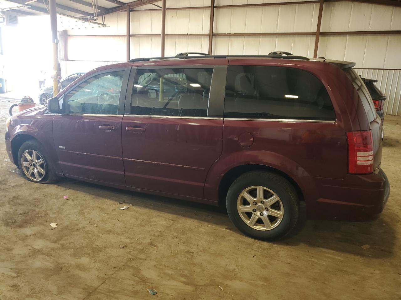 Photo 1 VIN: 2A8HR54PX8R790964 - CHRYSLER TOWN & COUNTRY 