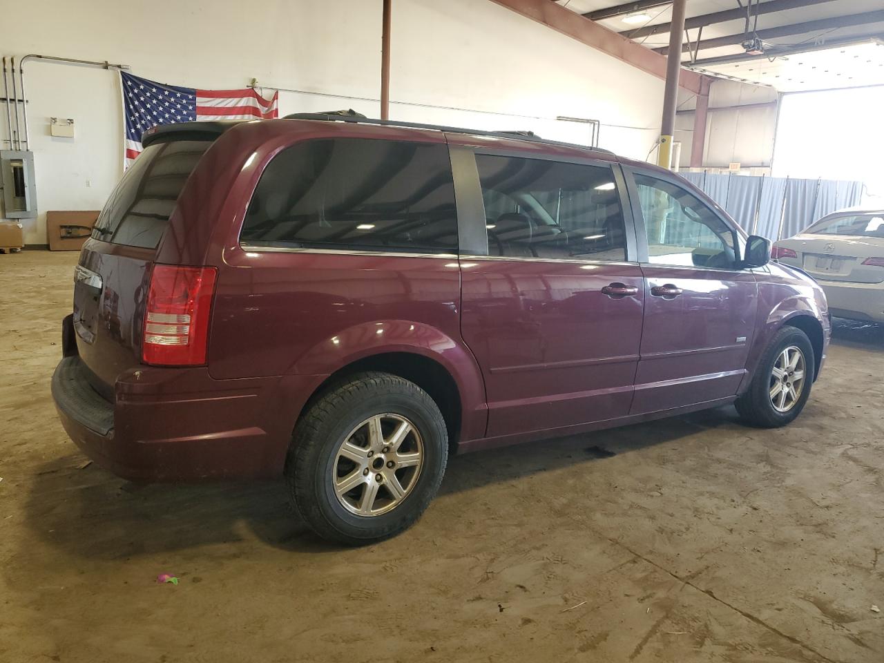 Photo 2 VIN: 2A8HR54PX8R790964 - CHRYSLER TOWN & COUNTRY 