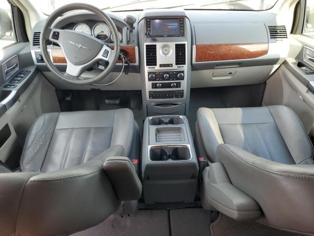 Photo 7 VIN: 2A8HR54PX8R816012 - CHRYSLER TOWN & COU 