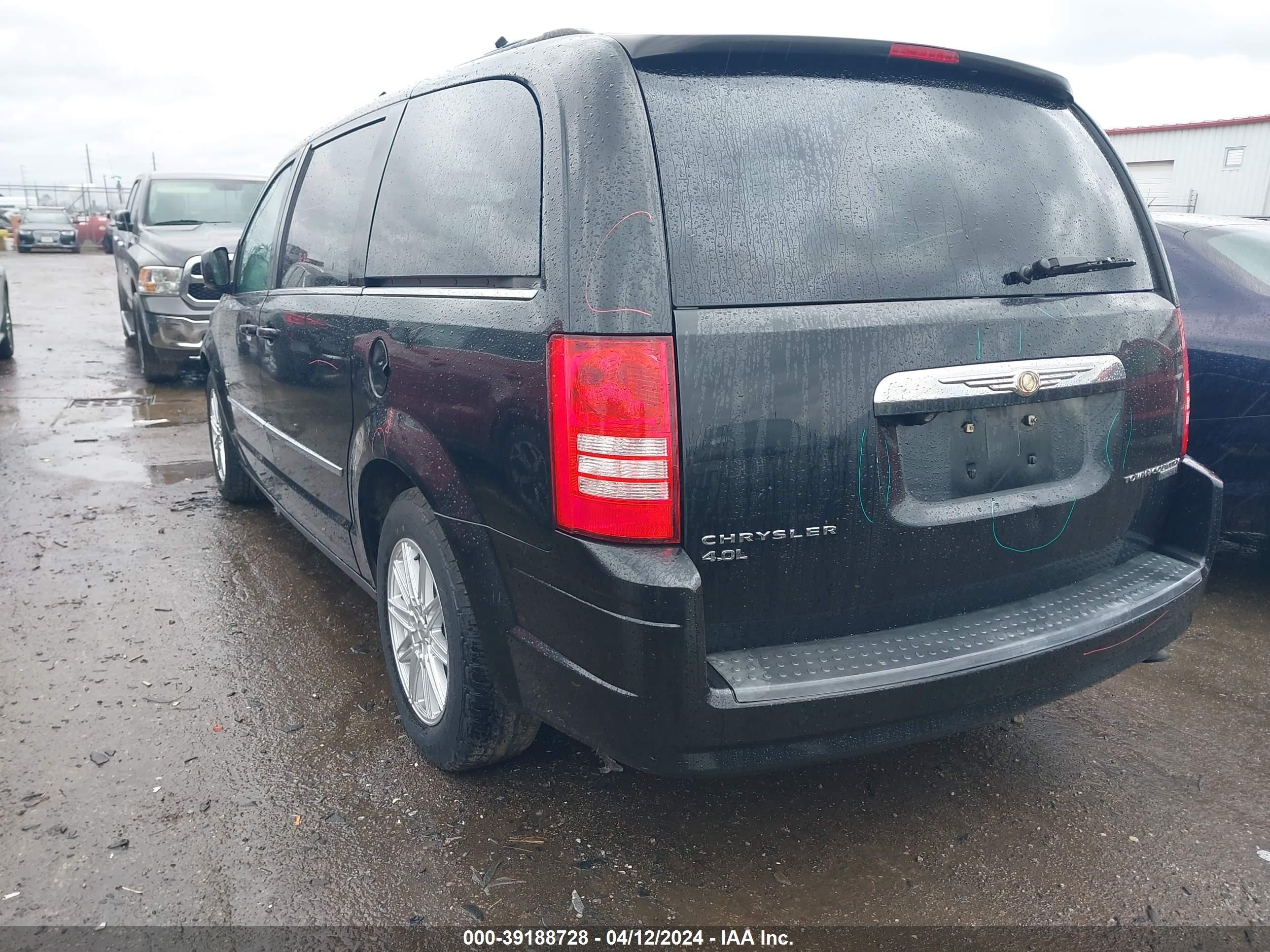 Photo 2 VIN: 2A8HR54X19R633650 - CHRYSLER TOWN & COUNTRY 