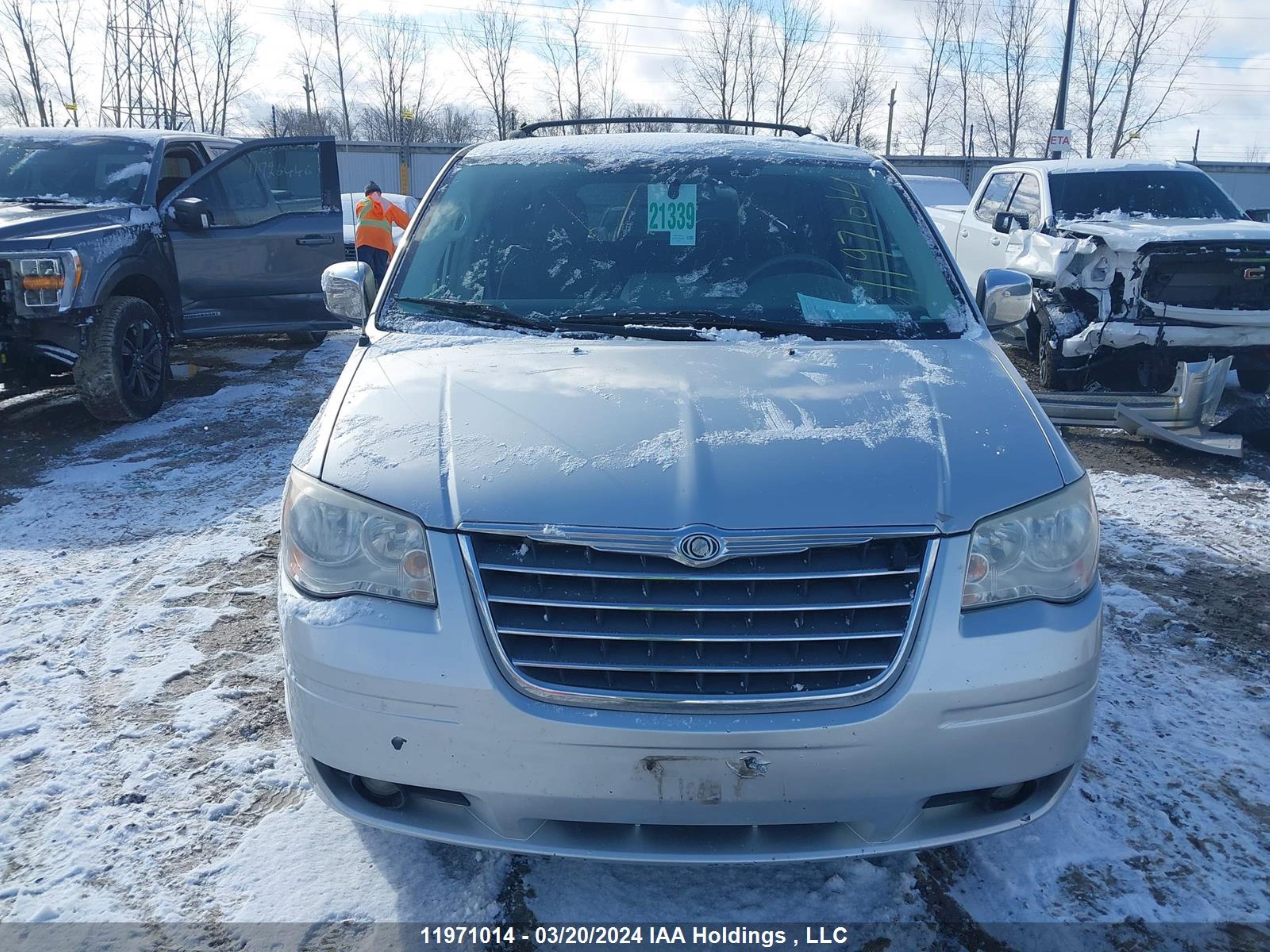 Photo 12 VIN: 2A8HR54X29R703477 - CHRYSLER TOWN & COUNTRY 