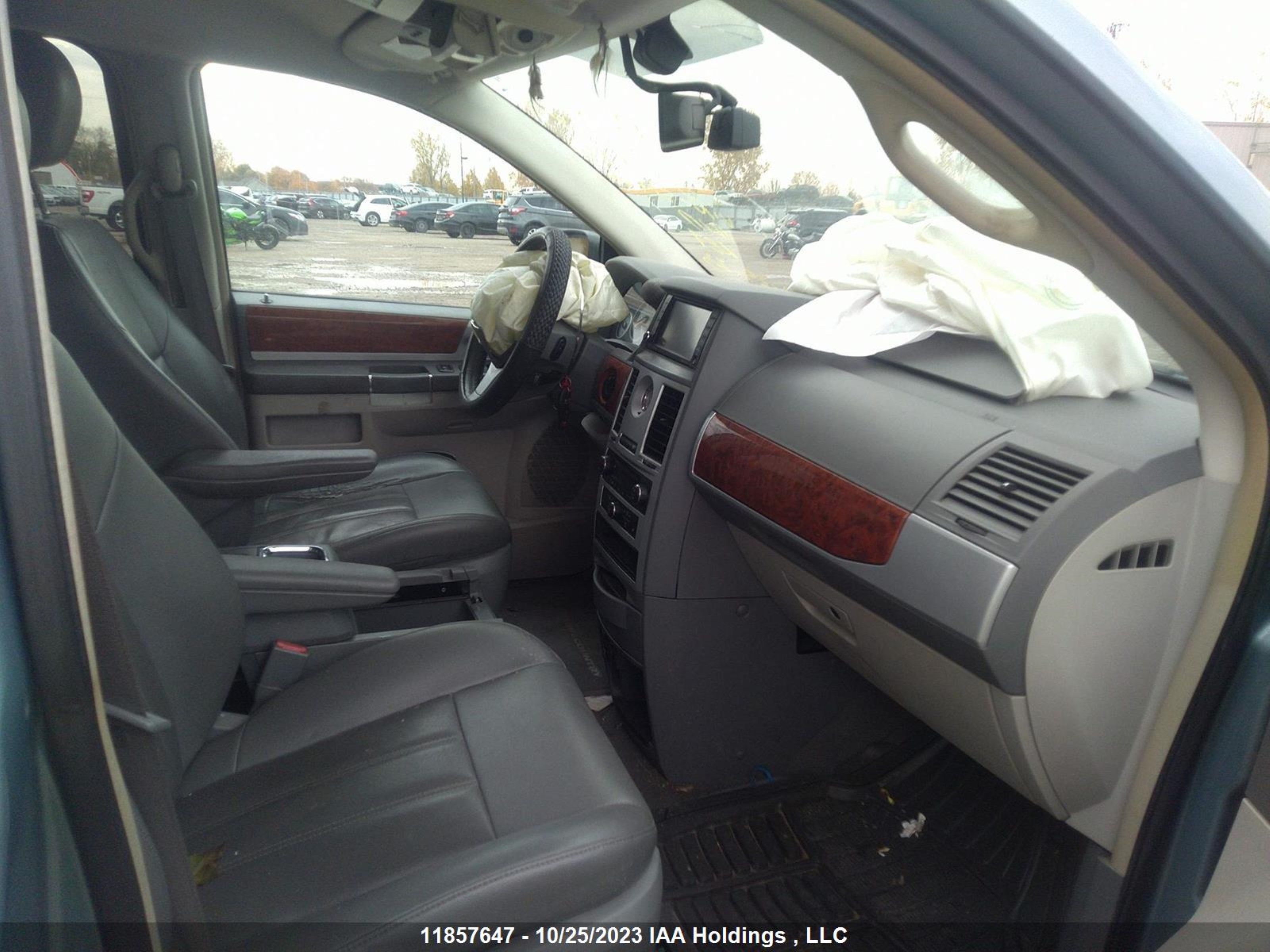 Photo 4 VIN: 2A8HR54X79R514386 - CHRYSLER TOWN & COUNTRY 