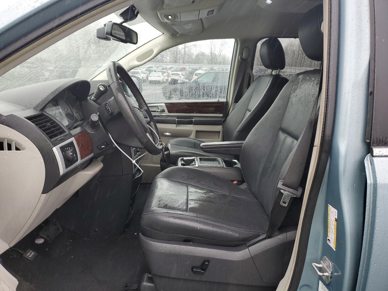 Photo 6 VIN: 2A8HR54X99R653936 - CHRYSLER TOWN & COUNTRY 