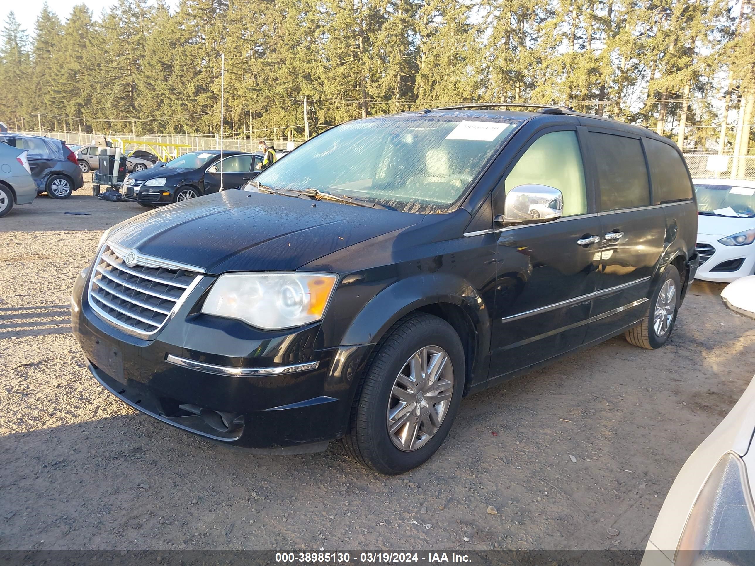 Photo 1 VIN: 2A8HR64X08R713302 - CHRYSLER TOWN & COUNTRY 