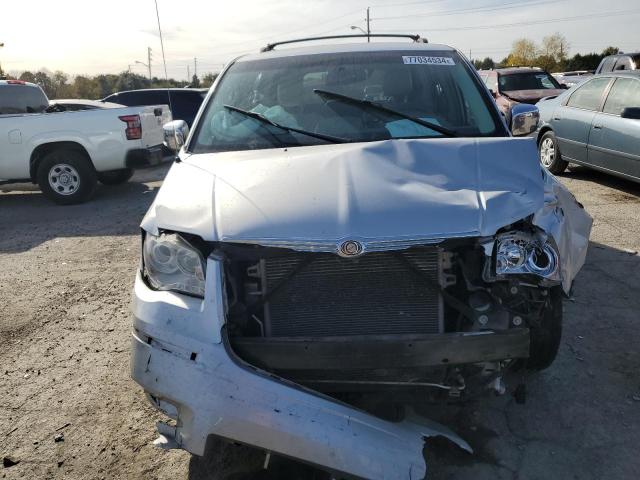 Photo 4 VIN: 2A8HR64X18R776053 - CHRYSLER TOWN & COU 