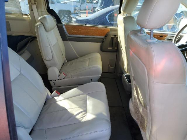 Photo 10 VIN: 2A8HR64X19R670798 - CHRYSLER TOWN & COU 