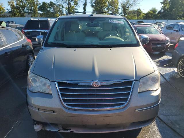 Photo 4 VIN: 2A8HR64X19R670798 - CHRYSLER TOWN & COU 