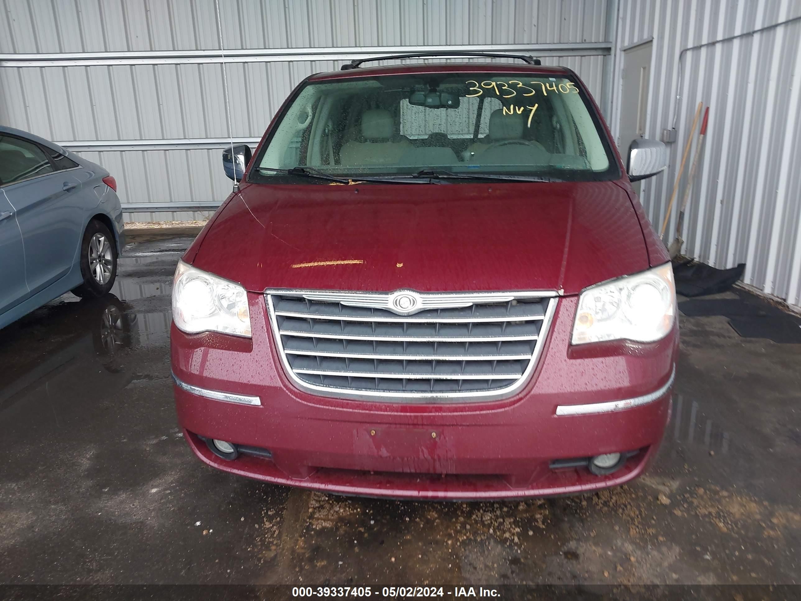 Photo 11 VIN: 2A8HR64X19R686449 - CHRYSLER TOWN & COUNTRY 