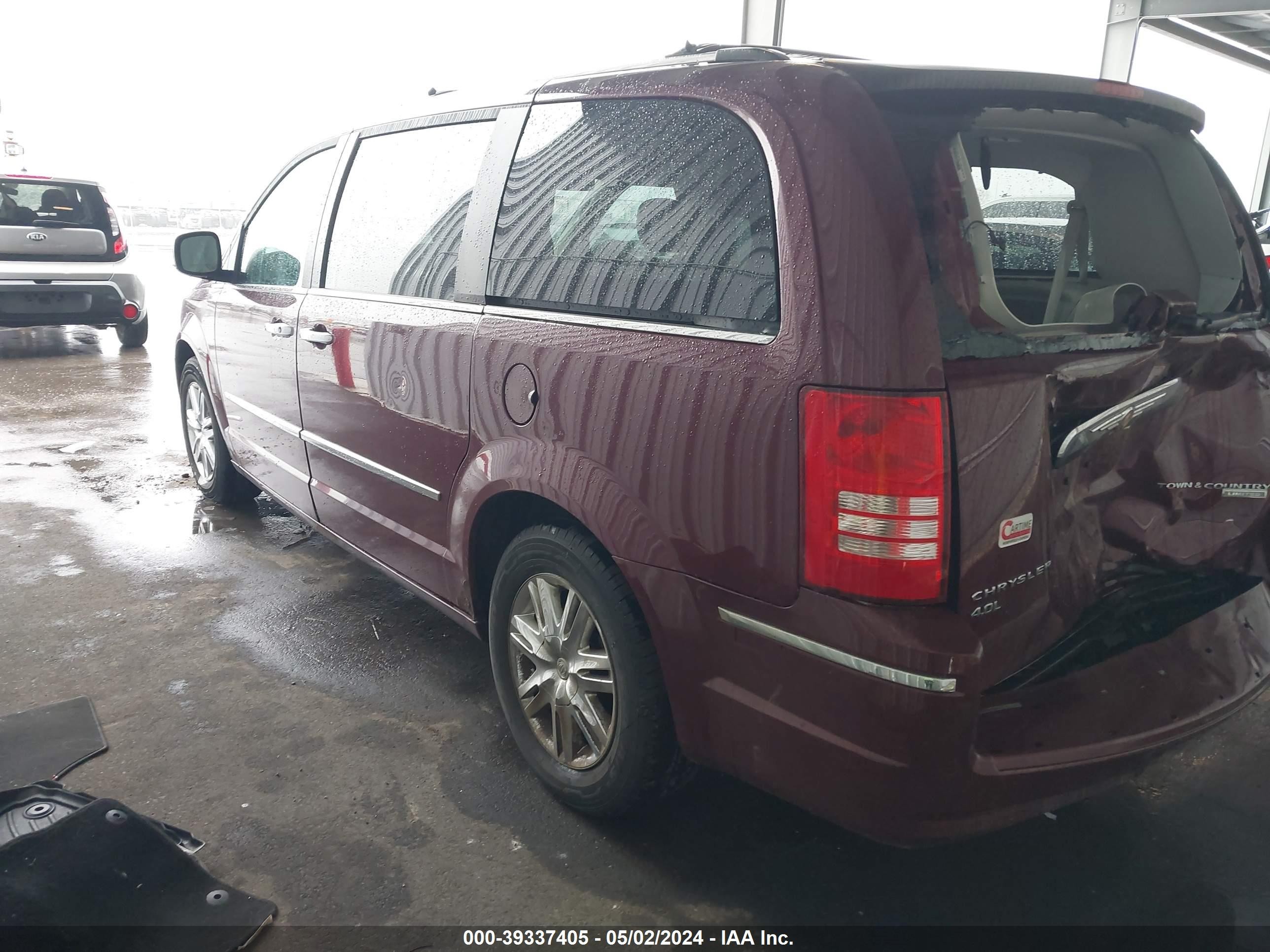 Photo 2 VIN: 2A8HR64X19R686449 - CHRYSLER TOWN & COUNTRY 