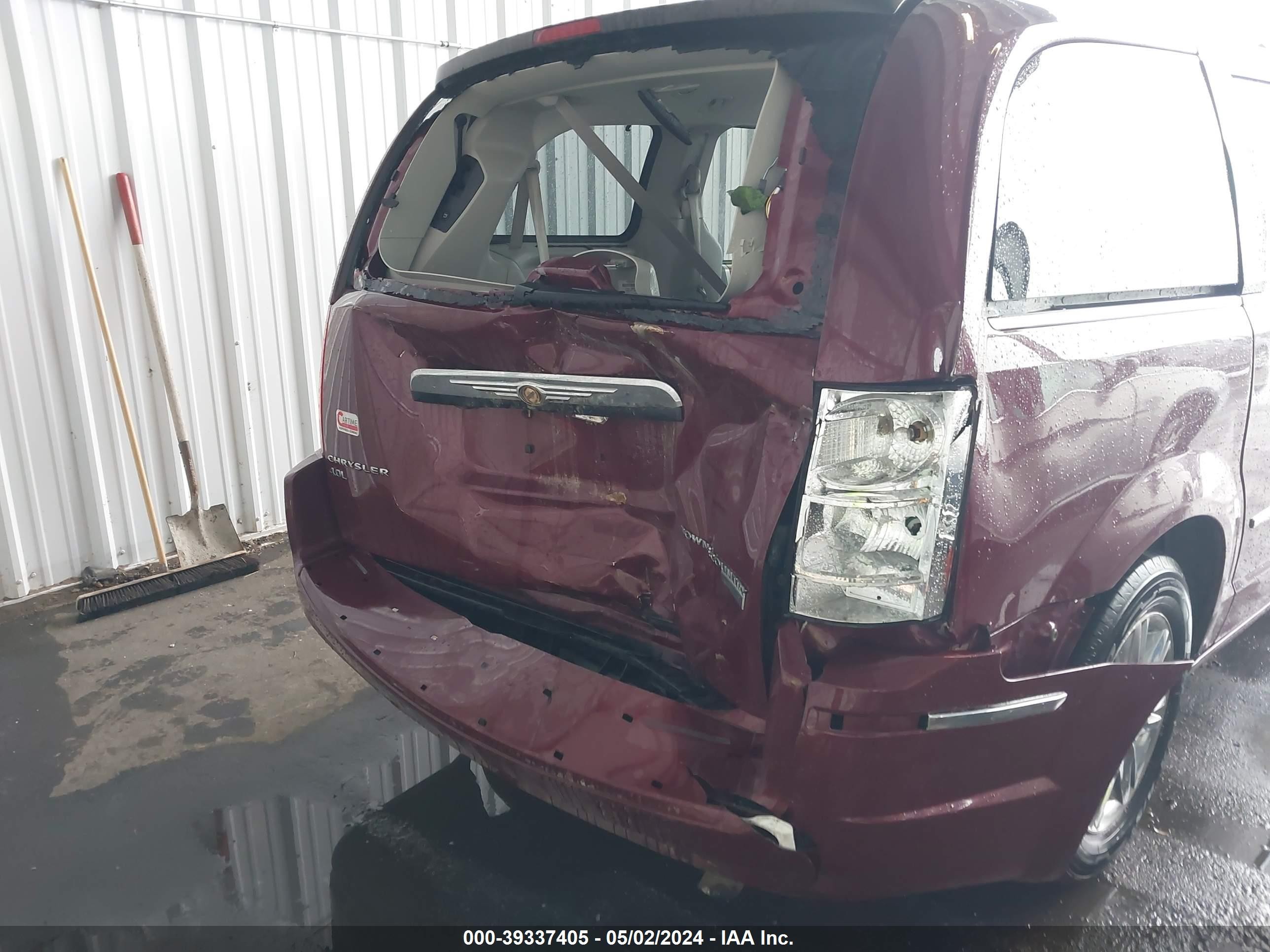 Photo 5 VIN: 2A8HR64X19R686449 - CHRYSLER TOWN & COUNTRY 