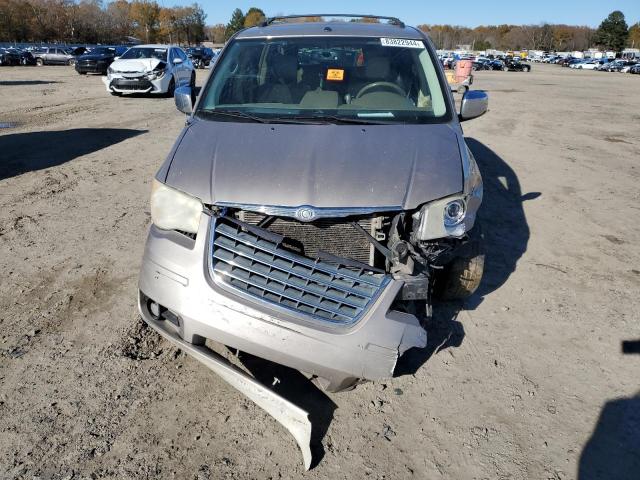 Photo 4 VIN: 2A8HR64X58R696755 - CHRYSLER TOWN & COU 