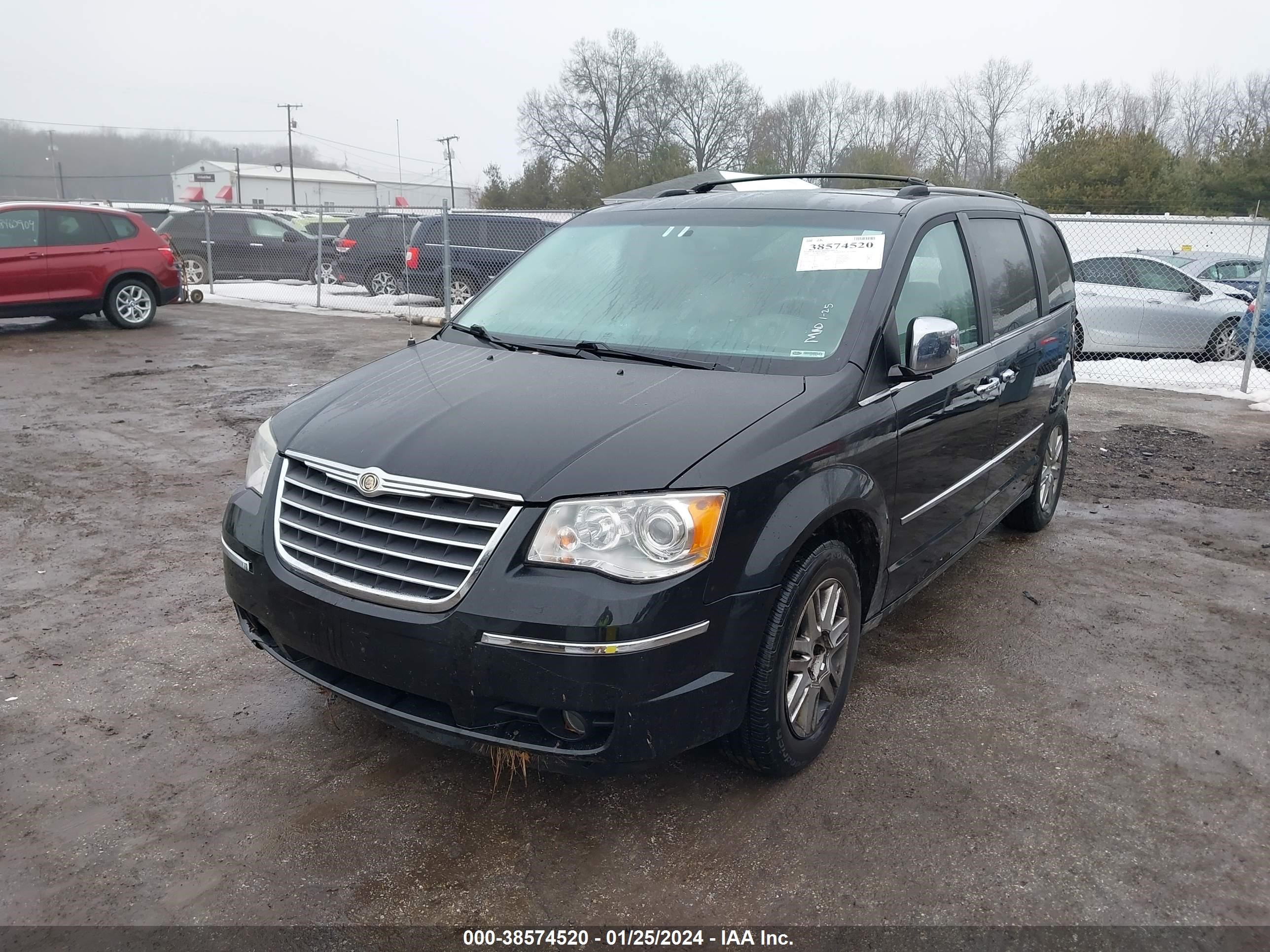 Photo 1 VIN: 2A8HR64X58R752970 - CHRYSLER TOWN & COUNTRY 