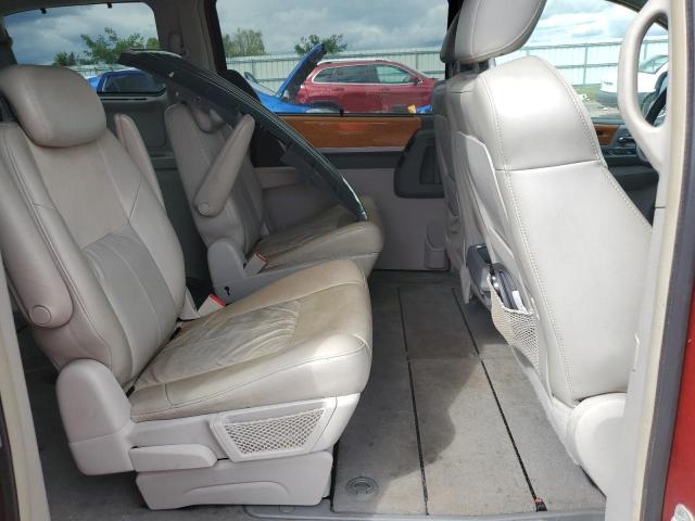 Photo 9 VIN: 2A8HR64X68R796928 - CHRYSLER TOWN & COU 