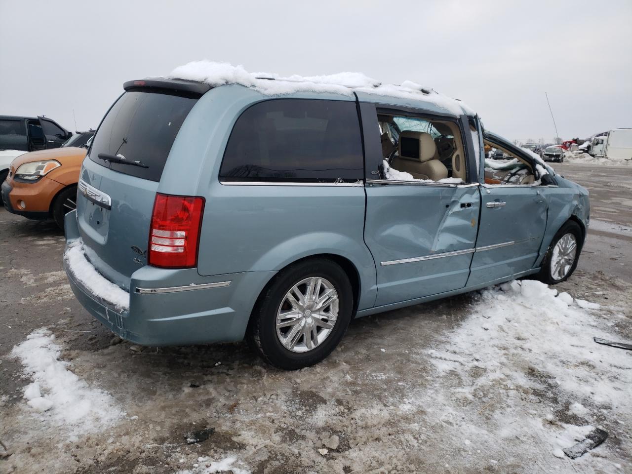 Photo 2 VIN: 2A8HR64X78R774288 - CHRYSLER TOWN & COUNTRY 