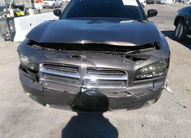 Photo 5 VIN: 2B3CA3CV1AH180848 - DODGE CHARGER 