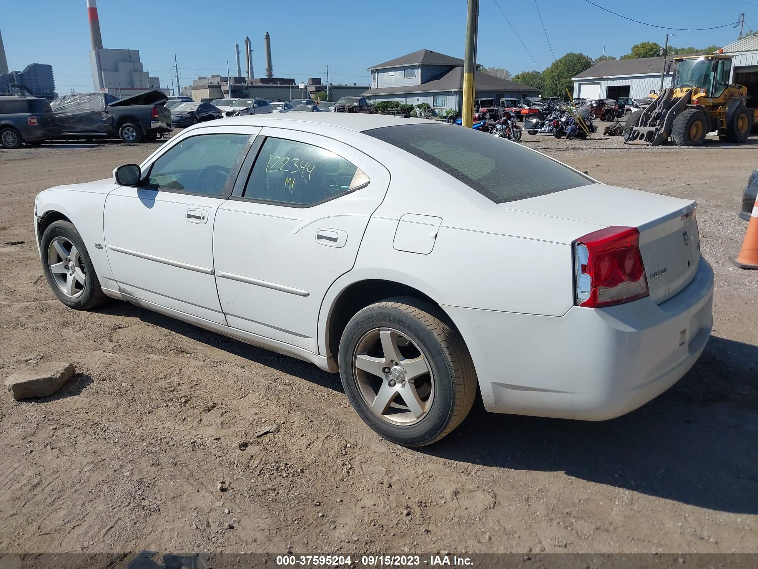 Photo 2 VIN: 2B3CA3CV2AH276648 - DODGE CHARGER 