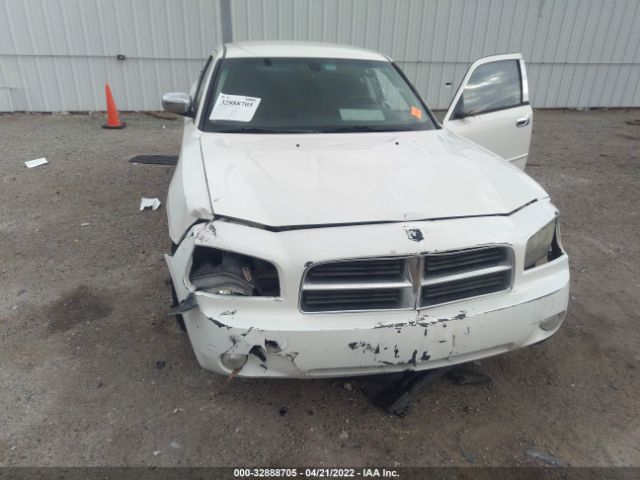 Photo 5 VIN: 2B3CA3CV4AH228911 - DODGE CHARGER 