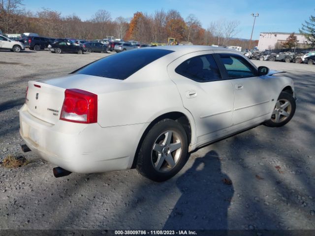 Photo 3 VIN: 2B3CA3CV4AH229296 - DODGE CHARGER 