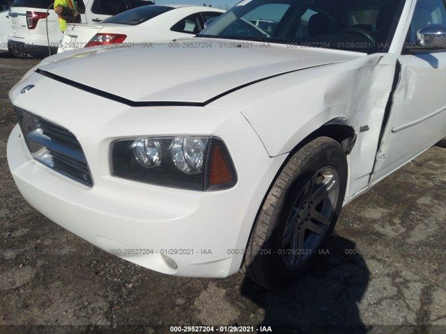 Photo 5 VIN: 2B3CA3CV5AH108647 - DODGE CHARGER 