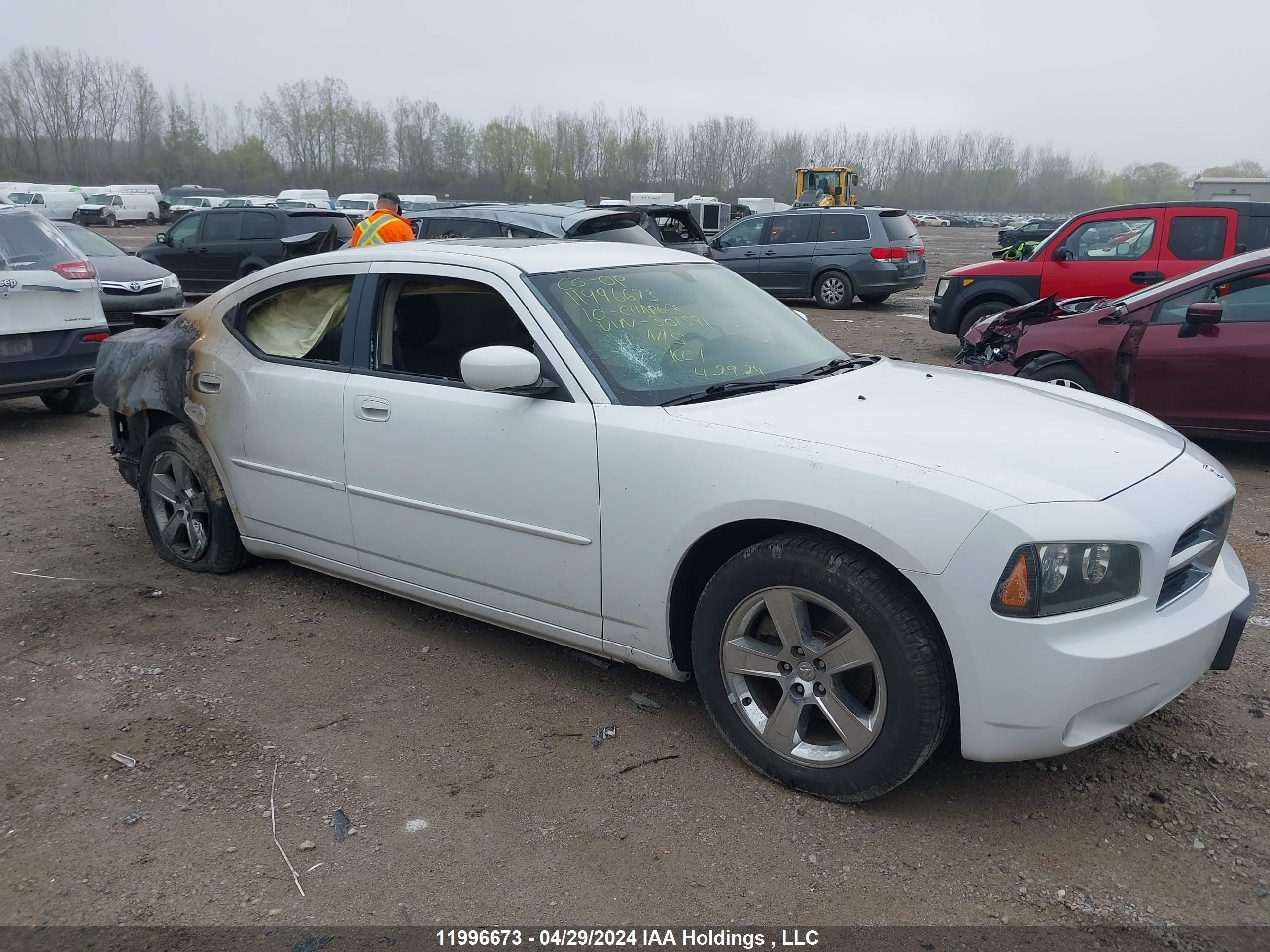 Photo 12 VIN: 2B3CA3CV5AH301591 - DODGE CHARGER 