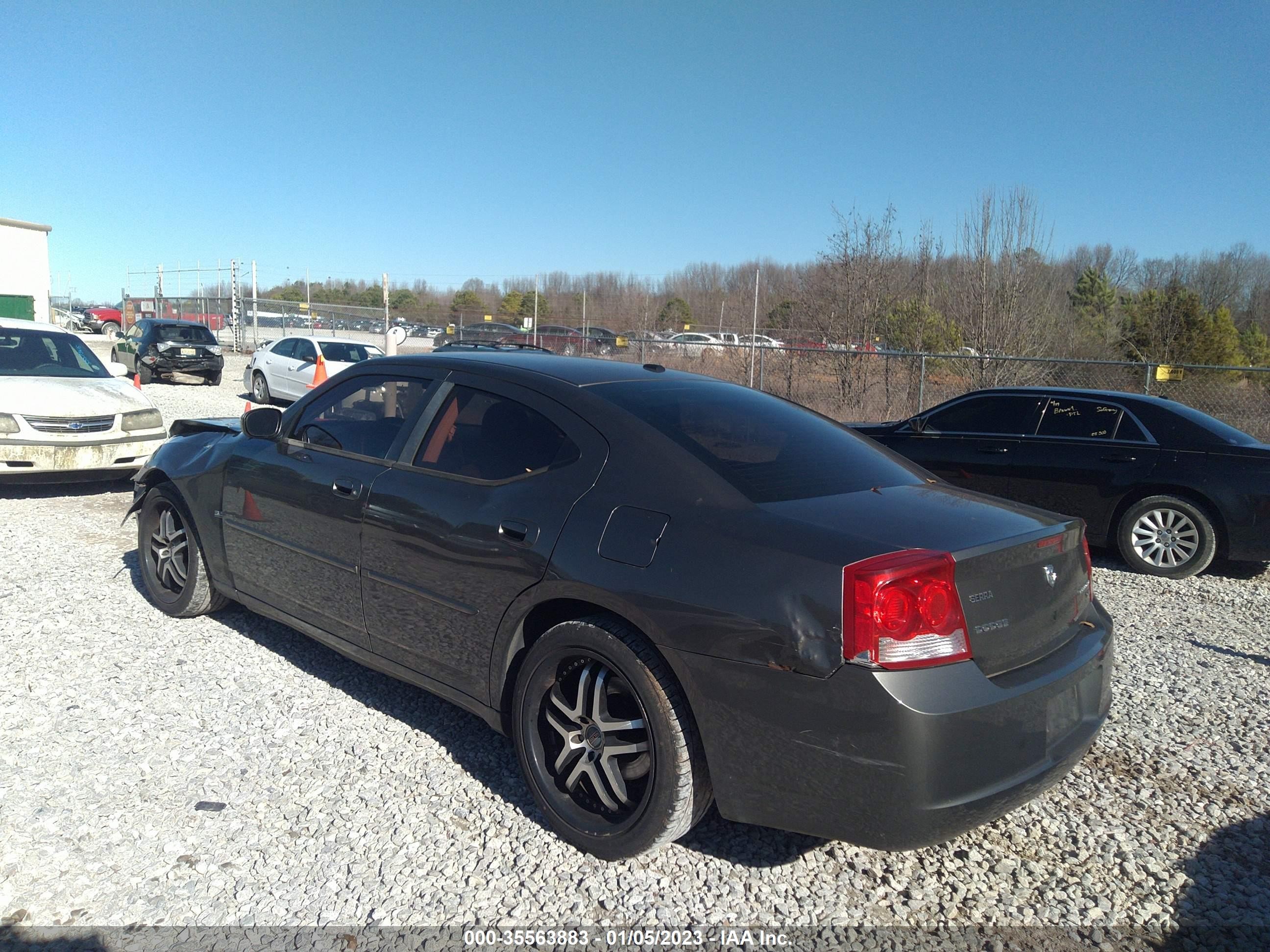 Photo 2 VIN: 2B3CA3CV8AH141948 - DODGE CHARGER 