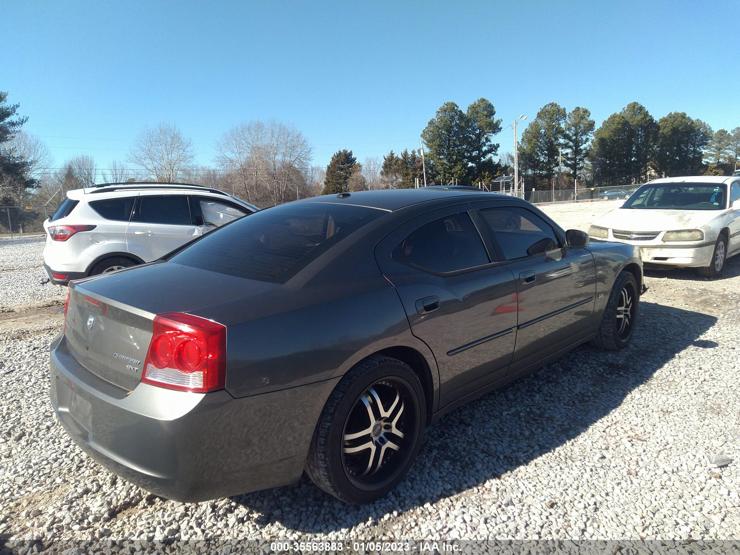 Photo 3 VIN: 2B3CA3CV8AH141948 - DODGE CHARGER 